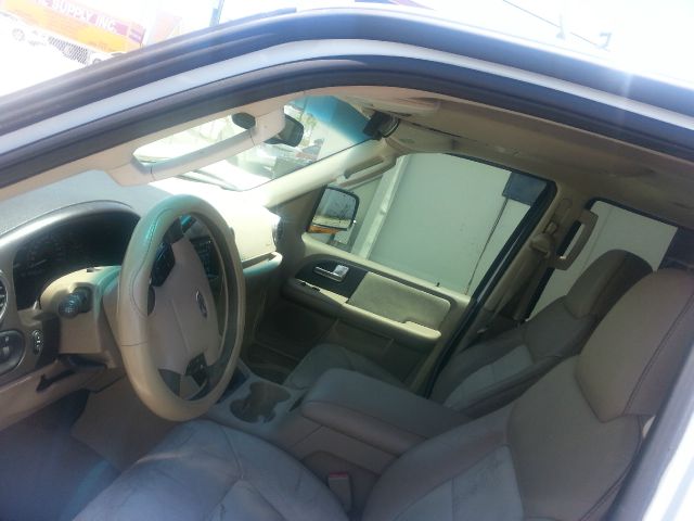 2003 Ford Expedition MOON BOSE Quads
