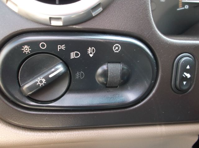 2003 Ford Expedition 2dr HB Man Spec