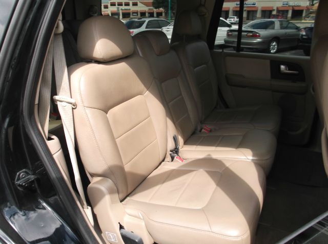 2003 Ford Expedition 2dr HB Man Spec