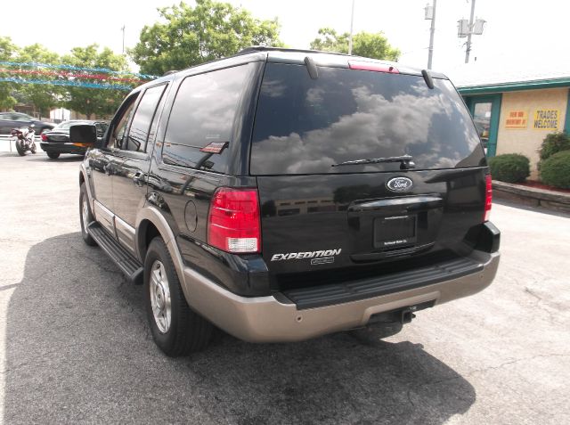 2003 Ford Expedition 2dr HB Man Spec