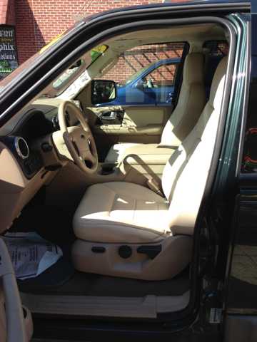 2003 Ford Expedition MOON BOSE Quads