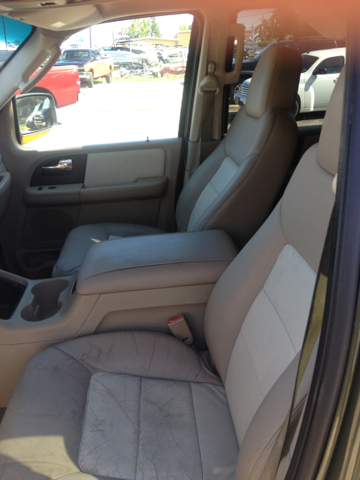 2003 Ford Expedition 2dr HB Man Spec