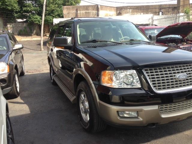 2003 Ford Expedition E320 - Extra Sharp