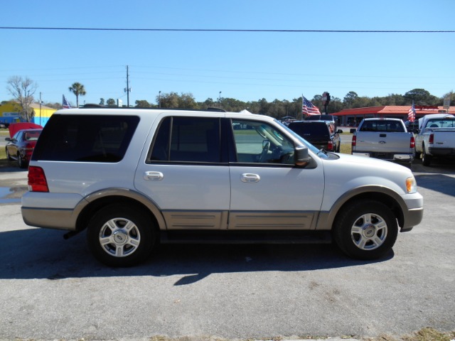 2003 Ford Expedition MOON BOSE Quads