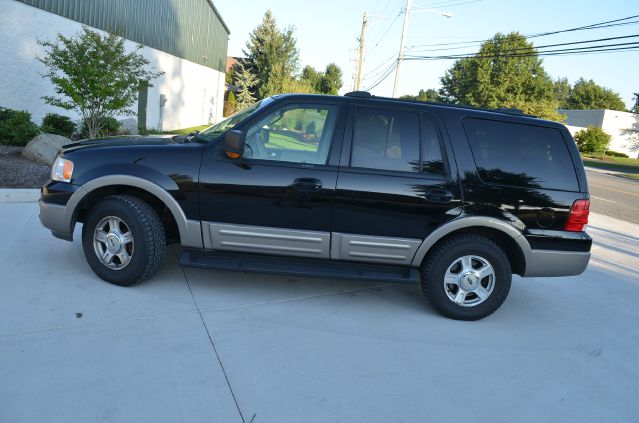2003 Ford Expedition E320 - Extra Sharp