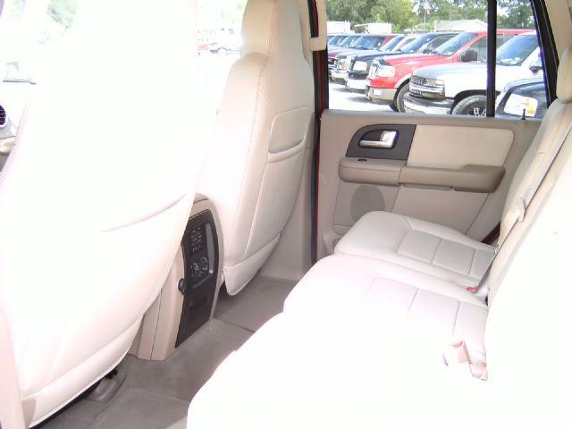 2003 Ford Expedition 2dr HB Auto (GS)