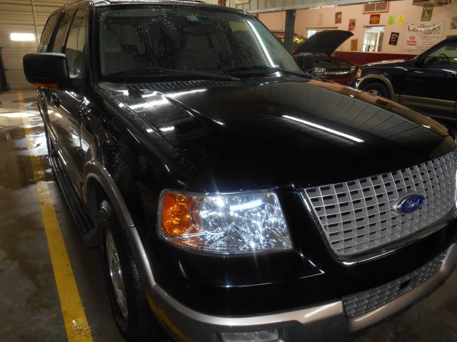 2003 Ford Expedition E320 - Extra Sharp