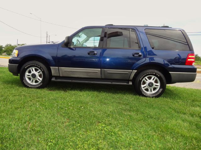 2003 Ford Expedition MOON BOSE Quads