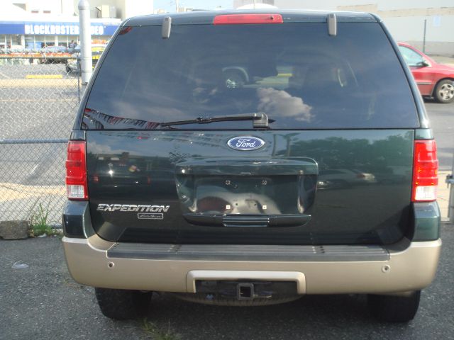 2003 Ford Expedition E320 - Extra Sharp