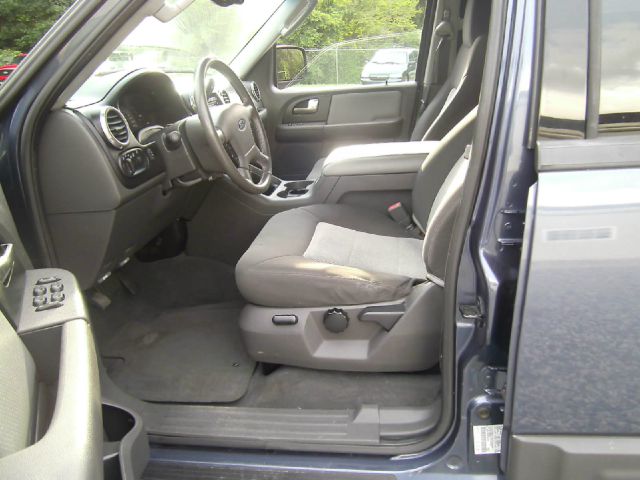 2003 Ford Expedition 2dr HB Man Spec