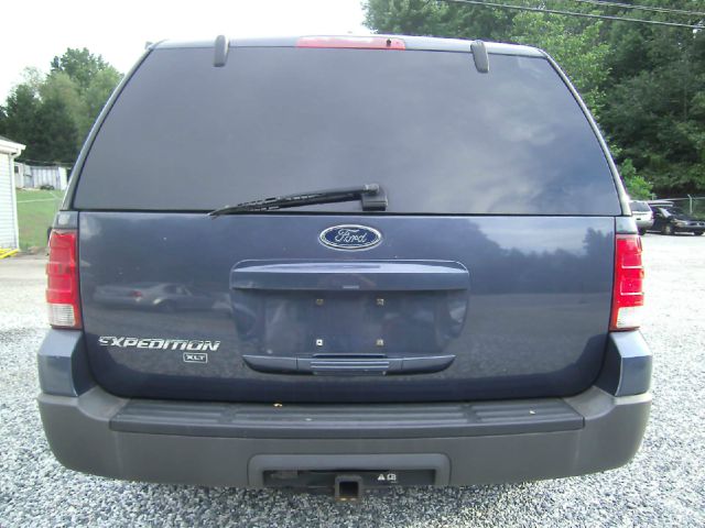 2003 Ford Expedition 2dr HB Man Spec