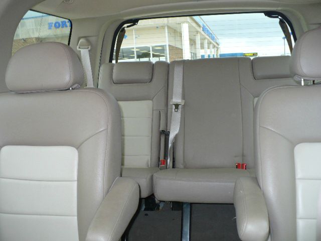 2003 Ford Expedition E320 - Extra Sharp