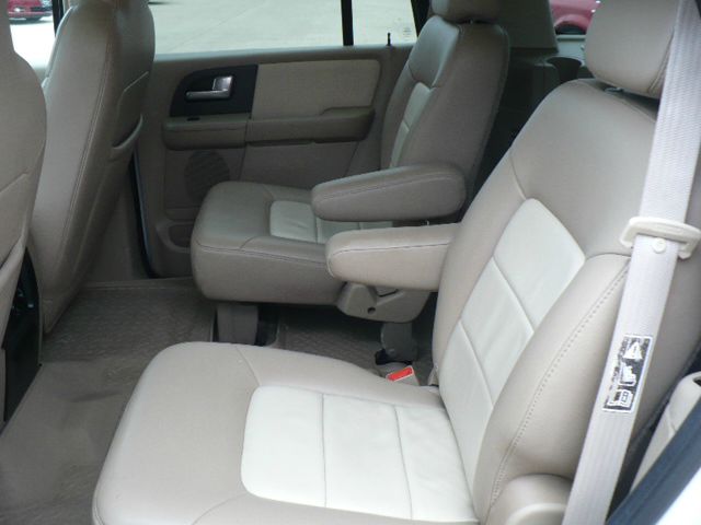 2003 Ford Expedition E320 - Extra Sharp