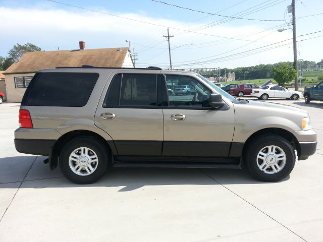 2003 Ford Expedition R1