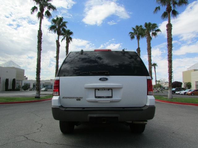 2003 Ford Expedition 2dr HB Auto (GS)