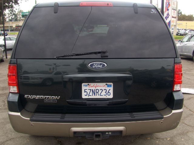 2003 Ford Expedition MOON BOSE Quads