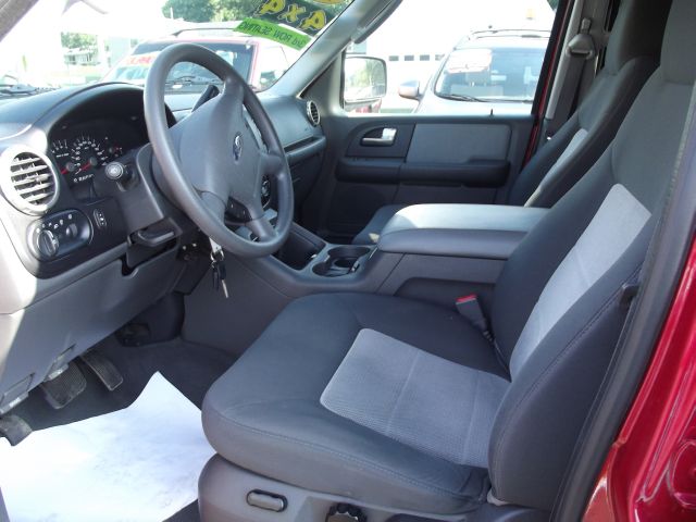 2003 Ford Expedition MOON BOSE Quads