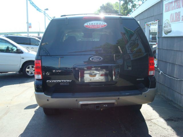 2003 Ford Expedition E320 - Extra Sharp