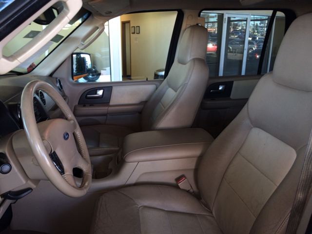 2003 Ford Expedition MOON BOSE Quads