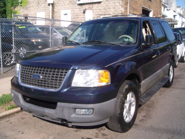 2003 Ford Expedition 4D SV AWD
