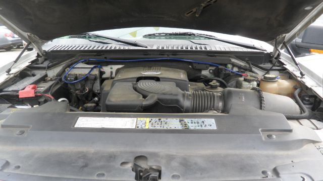 2003 Ford Expedition 2dr HB Man Spec