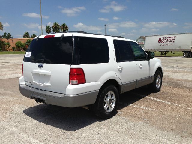 2003 Ford Expedition 2dr HB Man Spec