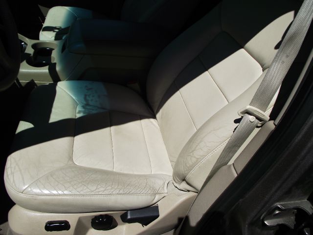 2003 Ford Expedition 2dr HB Auto (GS)