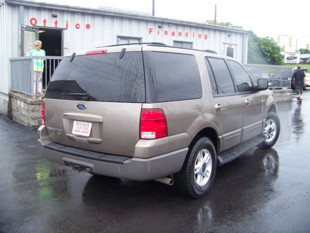 2003 Ford Expedition 2dr HB Auto (GS)