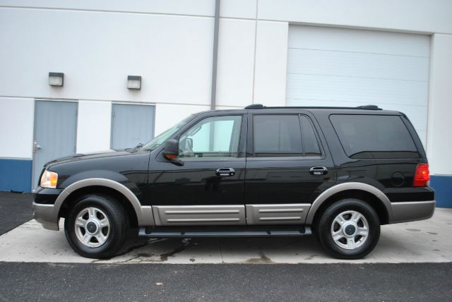 2003 Ford Expedition E320 - Extra Sharp