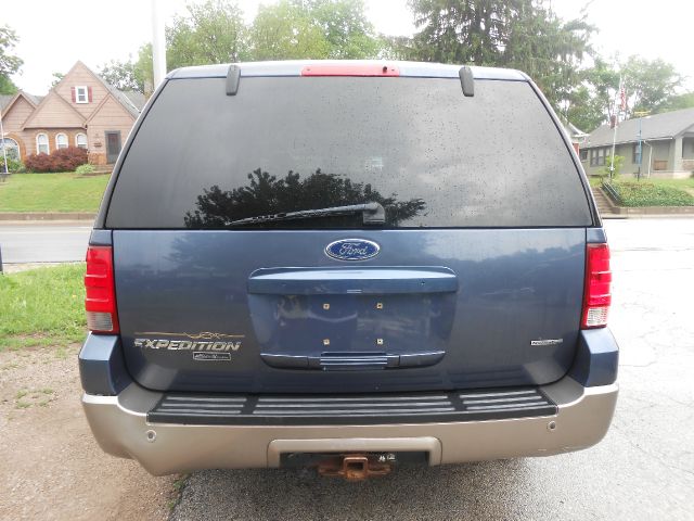 2003 Ford Expedition E320 - Extra Sharp