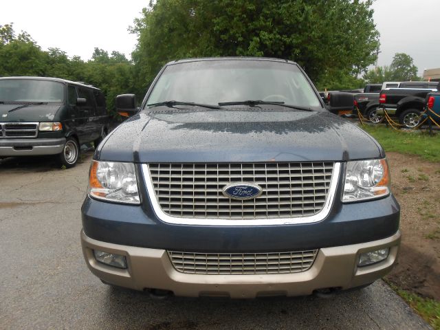 2003 Ford Expedition E320 - Extra Sharp