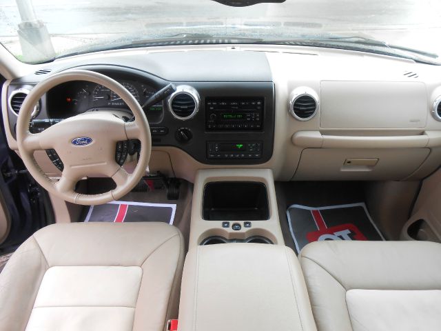 2003 Ford Expedition E320 - Extra Sharp