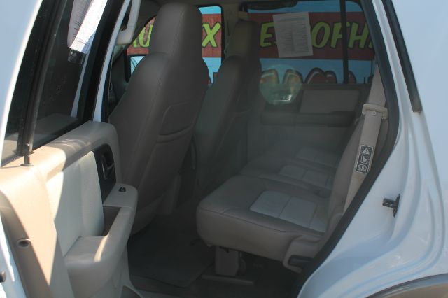 2003 Ford Expedition MOON BOSE Quads