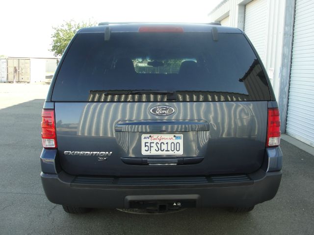 2003 Ford Expedition 2dr HB Man Spec