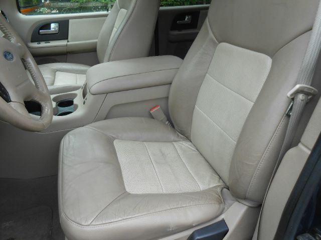 2003 Ford Expedition E320 - Extra Sharp