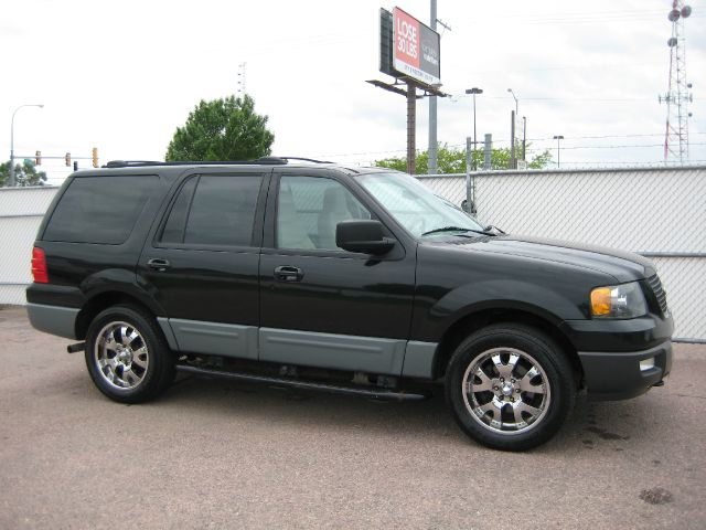 2003 Ford Expedition CREW CAB XL 4X4
