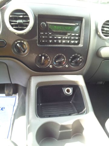 2003 Ford Expedition CREW CAB XL 4X4