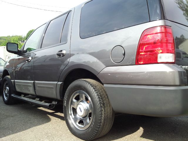 2003 Ford Expedition CREW CAB XL 4X4