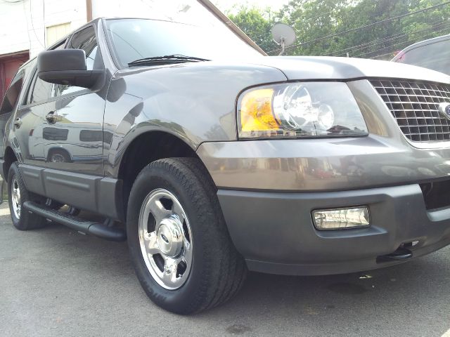 2003 Ford Expedition CREW CAB XL 4X4