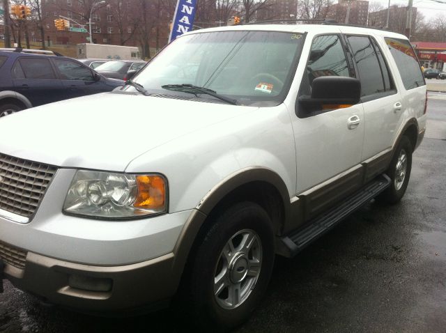 2003 Ford Expedition E320 - Extra Sharp