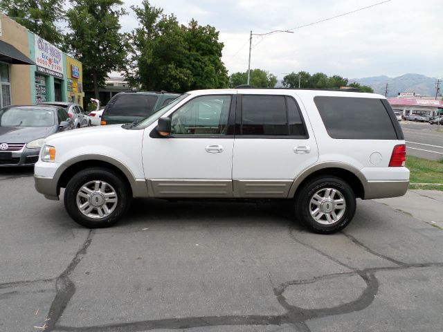 2004 Ford Expedition MOON BOSE Quads