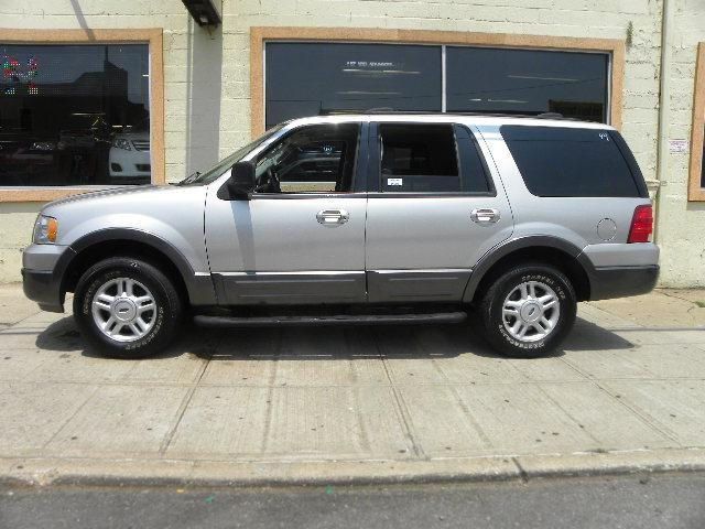 2004 Ford Expedition 4WD 5dr EX