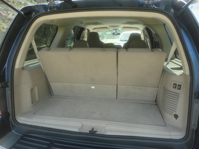 2004 Ford Expedition MOON BOSE Quads