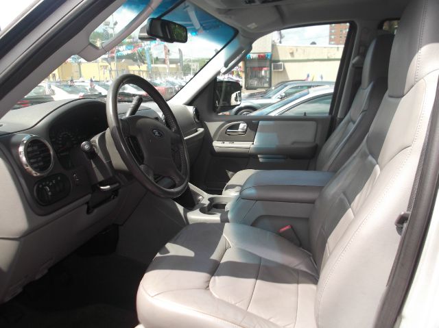 2004 Ford Expedition LTZ CREW 25