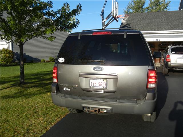 2004 Ford Expedition Unknown