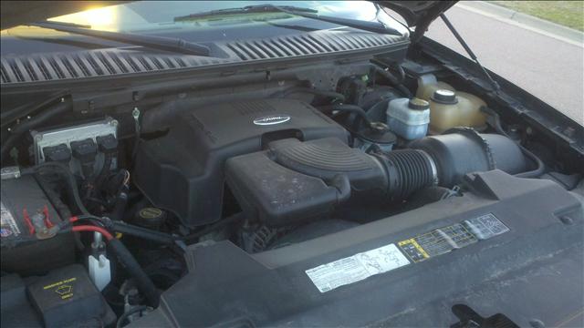 2004 Ford Expedition 330i