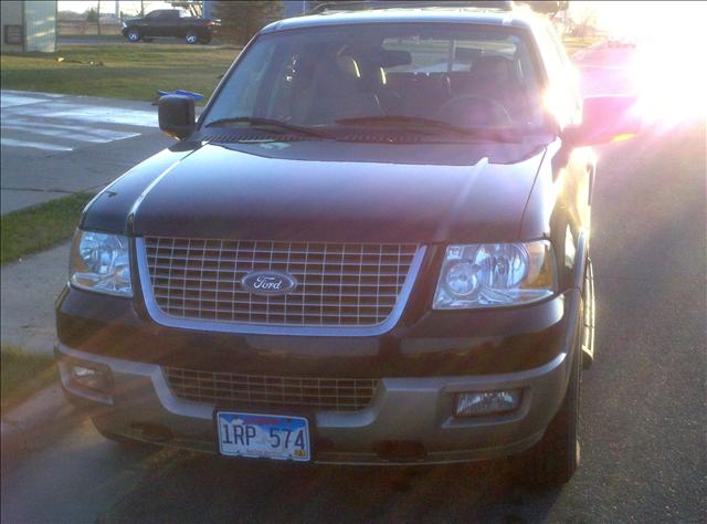2004 Ford Expedition 330i