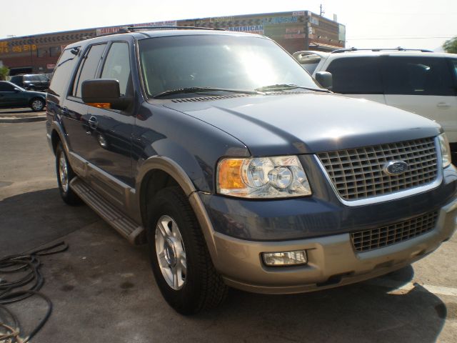2004 Ford Expedition 2dr HB Man Spec