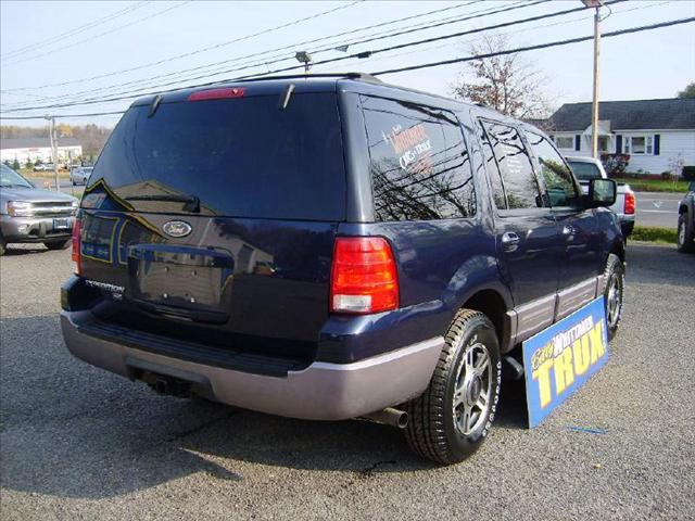 2004 Ford Expedition Touring Sedan