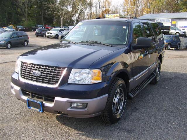 2004 Ford Expedition Touring Sedan